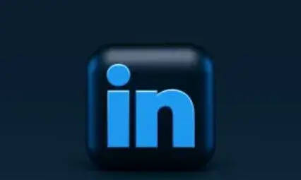 Logo LinkedIn sur un fond bleu foncé, illustrant la page de publicité LinkedIn.
